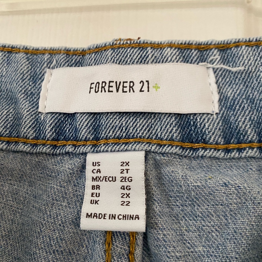 NWOT Forever 21 Light Blue Denim Midi Skirt Size 2X - Picture 7 of 13